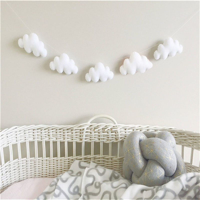 Guirlandes de nuages en feutre - Home Decor Korea avis et prix